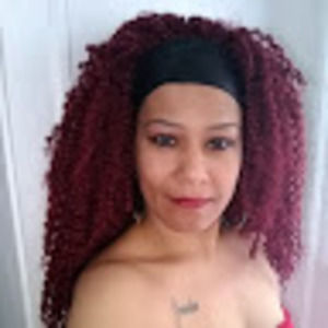 Meet your Posher, Daniela